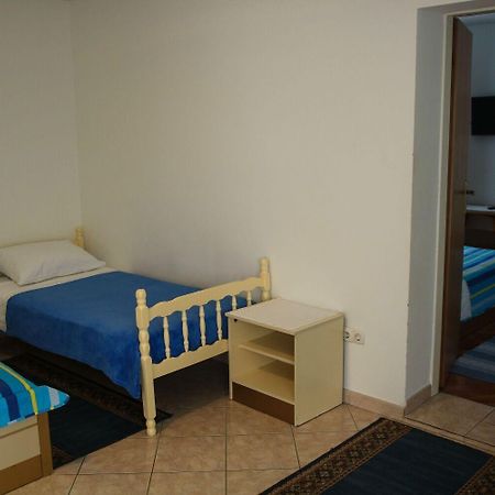 Apartments Zdravko - 150 M From Sandy Beach Дуче Экстерьер фото