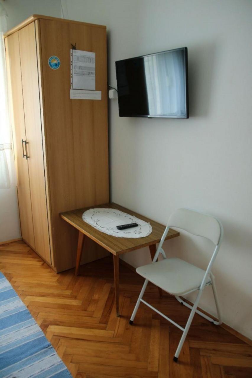 Apartments Zdravko - 150 M From Sandy Beach Дуче Экстерьер фото