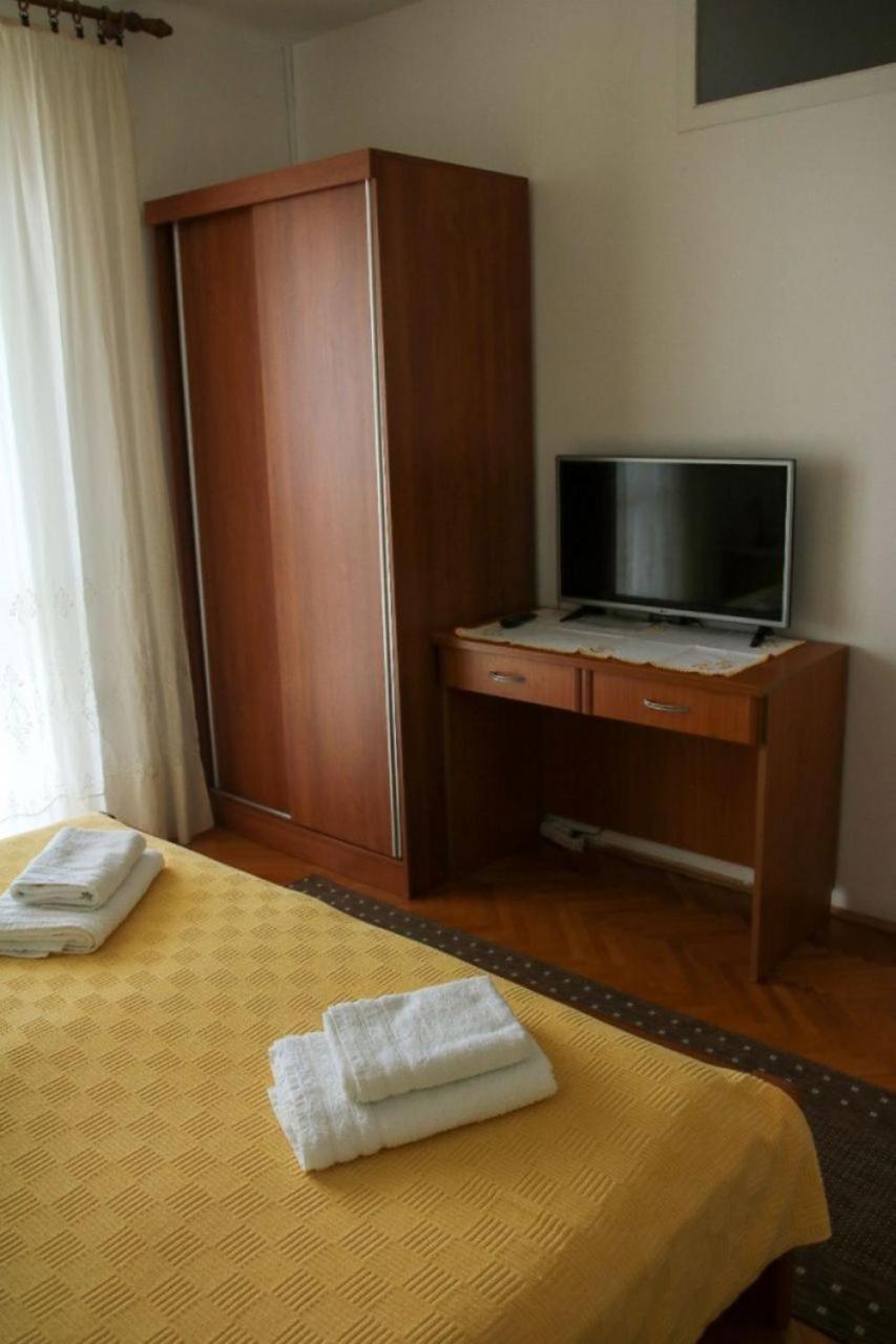 Apartments Zdravko - 150 M From Sandy Beach Дуче Экстерьер фото